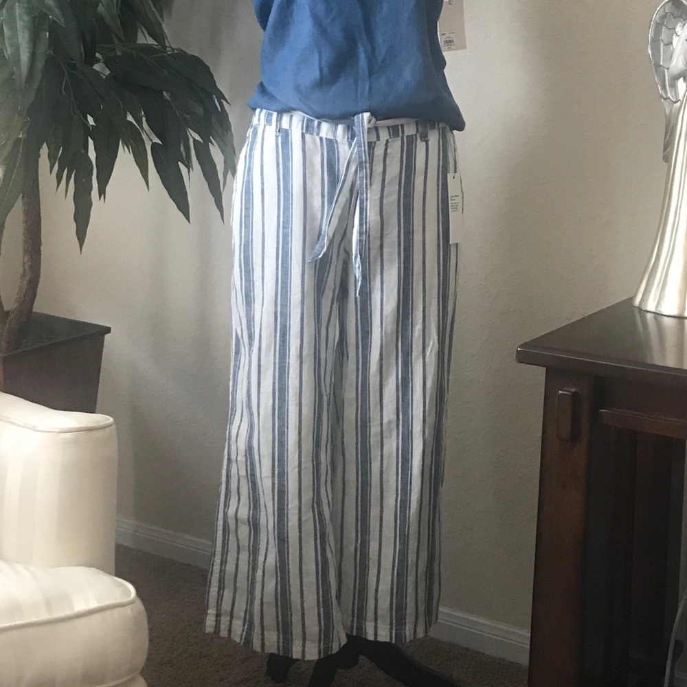 Wide leg Crop Mid Pants